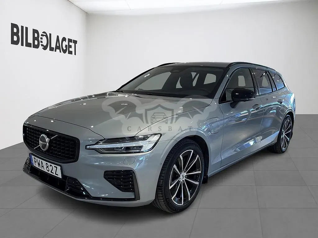 Volvo V60 2025
