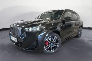 BMW iX1 2025