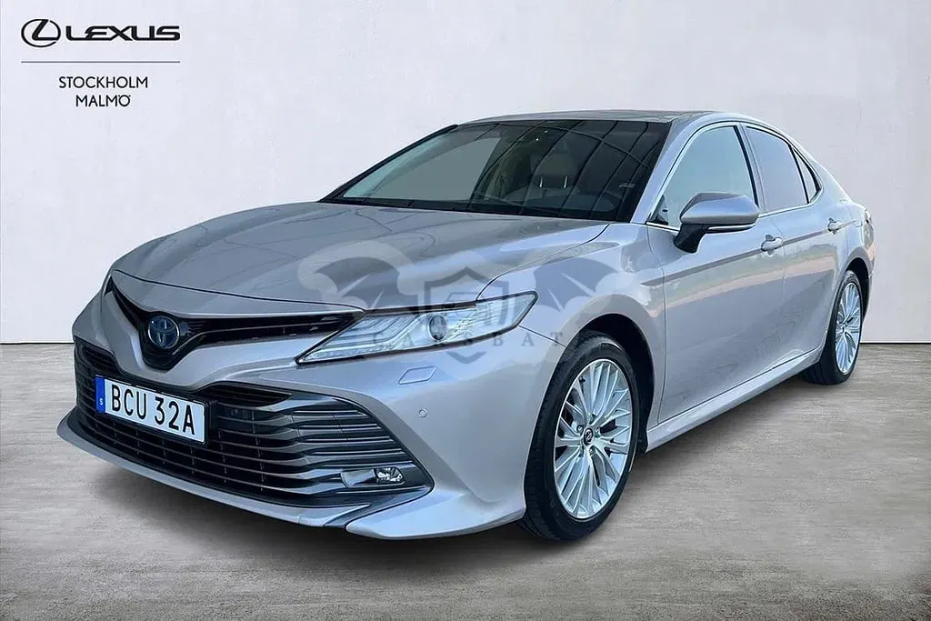 Toyota Camry 2019