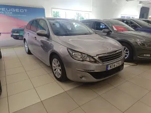 Peugeot 308 2016