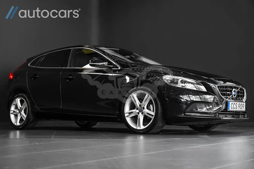 Volvo V40 2015