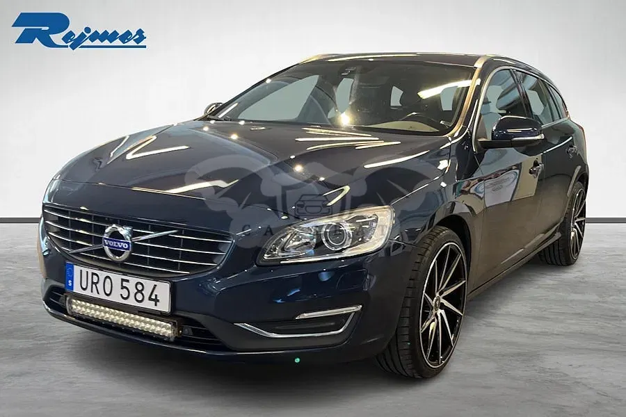 Volvo V60 2015