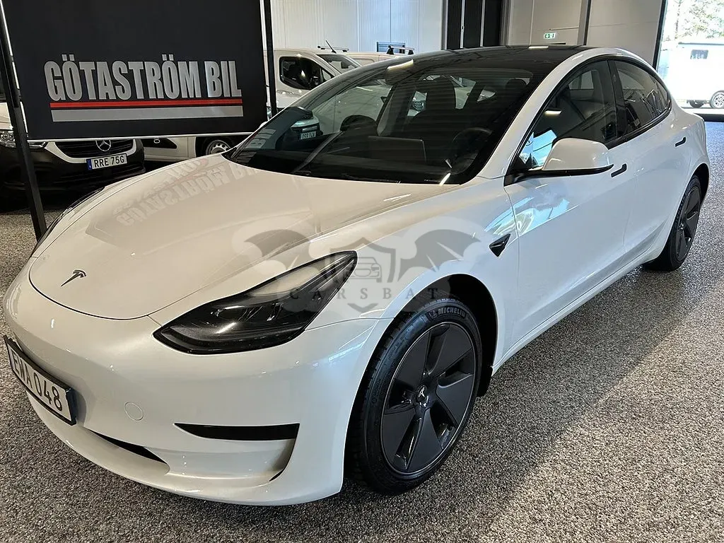 Tesla Model 3 2023