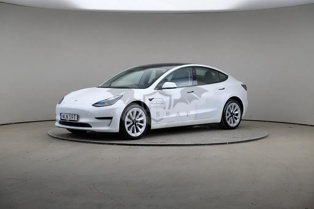 Tesla Model 3 2023