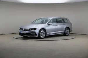 Volkswagen Passat 2022