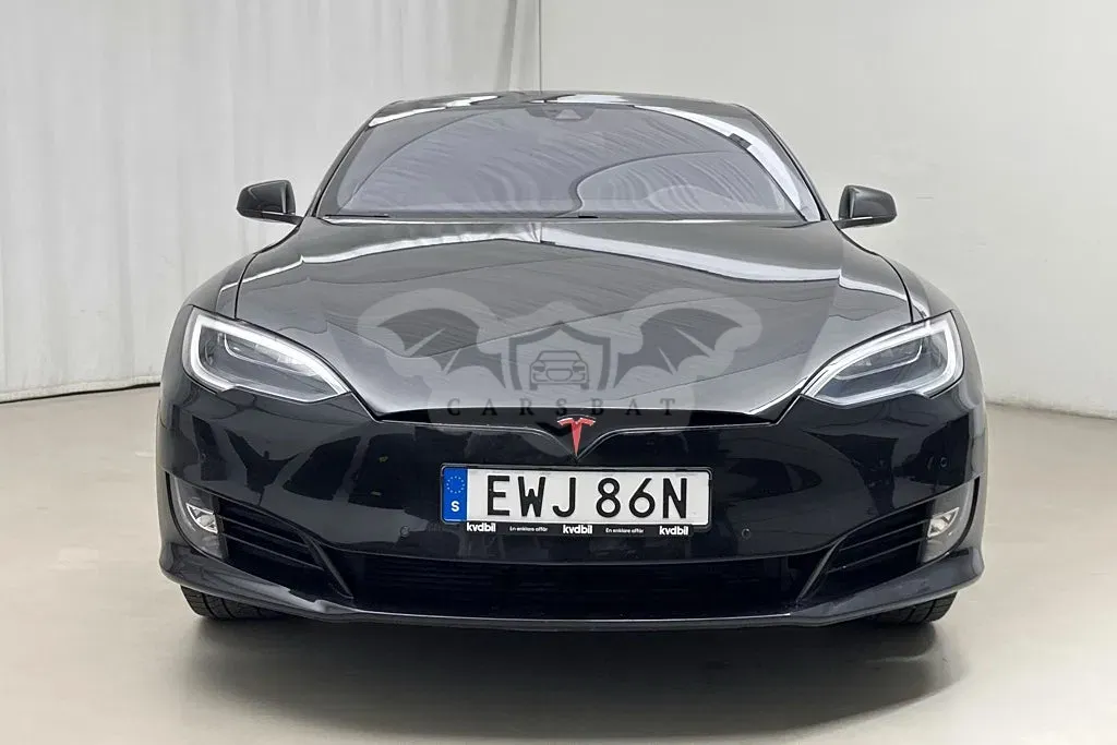 Tesla Model S 2016
