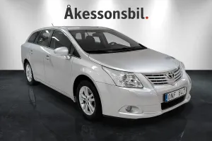 Toyota Avensis 2010