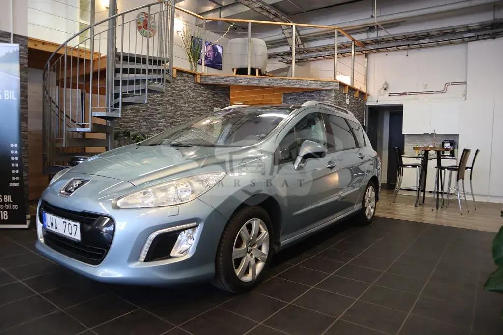 Peugeot 308 2011