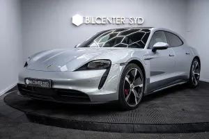 Porsche Taycan 2023