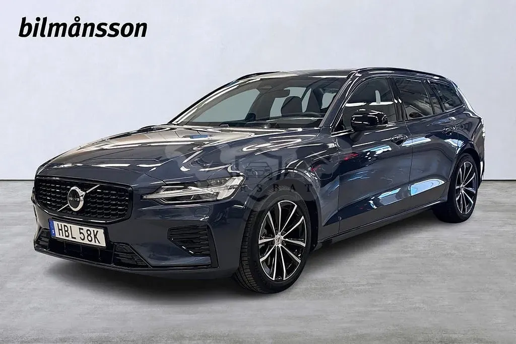 Volvo V60 2025