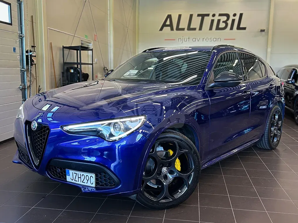 Alfa Romeo Stelvio 2021
