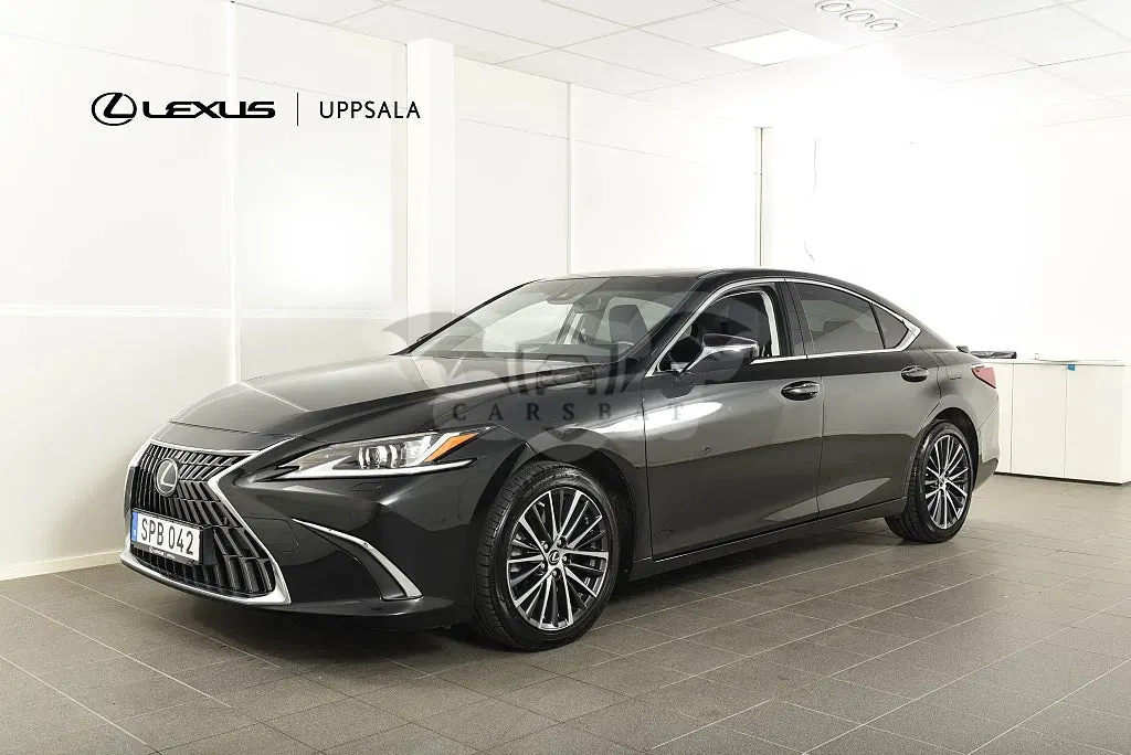 Lexus ES 2023