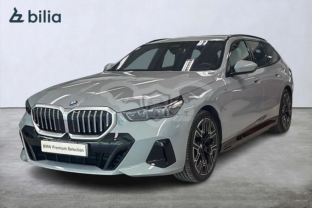 BMW 5 Series 530e 2025