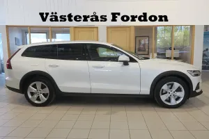 Volvo V60 2023