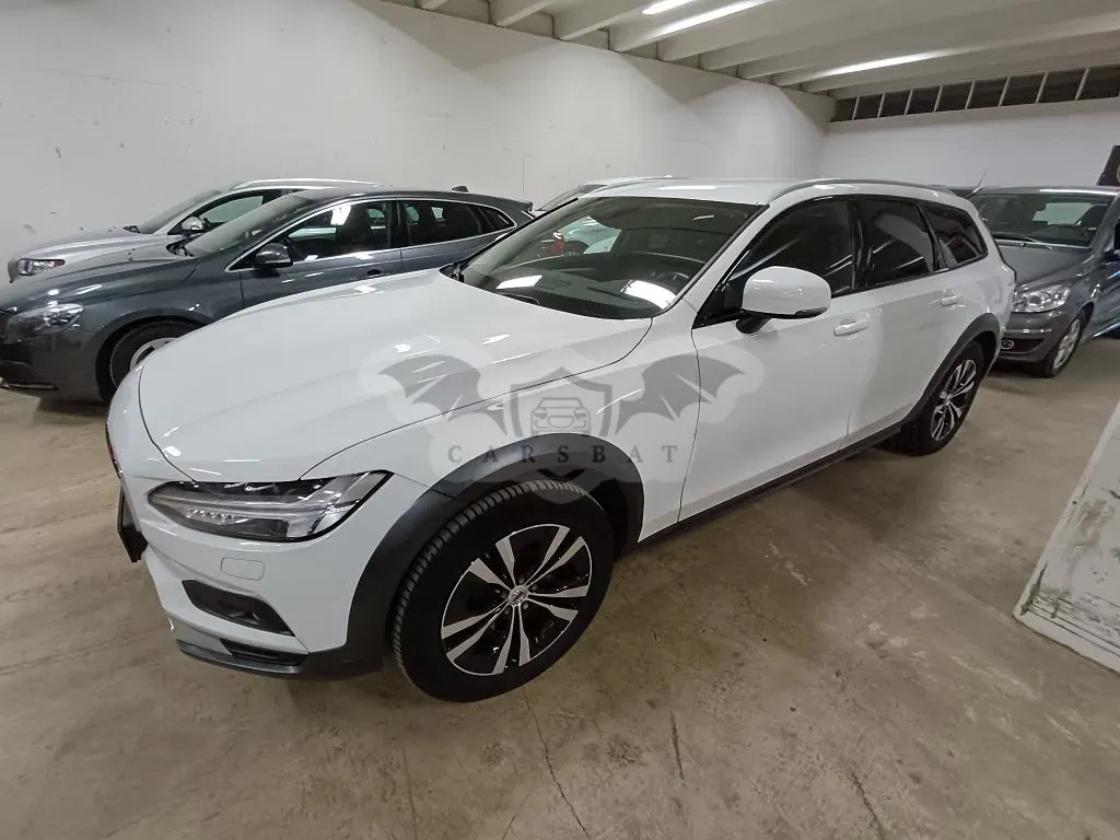 Volvo V90 2021
