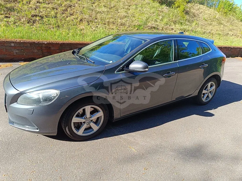 Volvo V40 2013