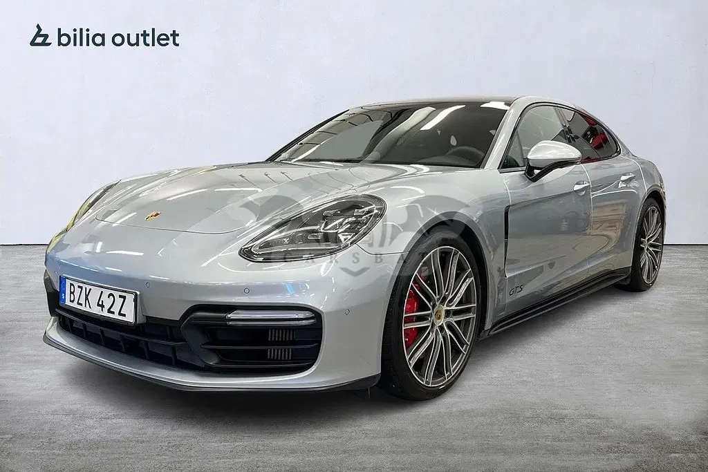 Porsche Panamera 2019