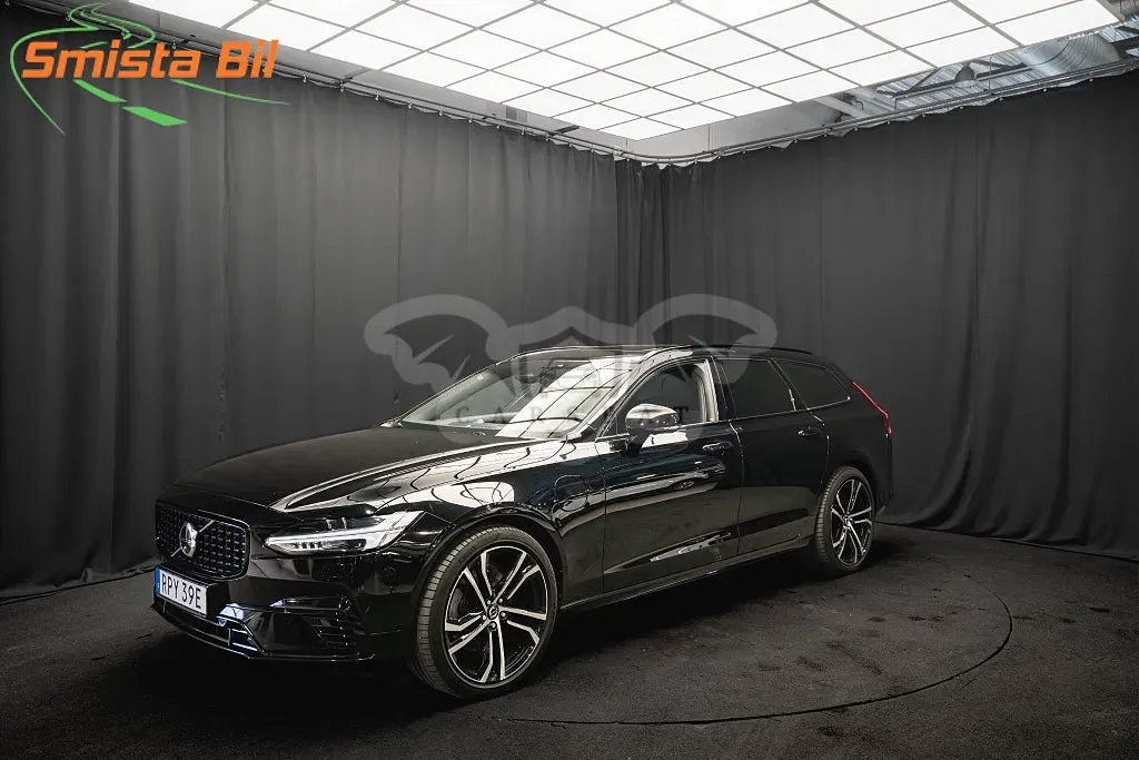Volvo V90 2024