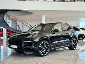 Porsche Cayenne 2023