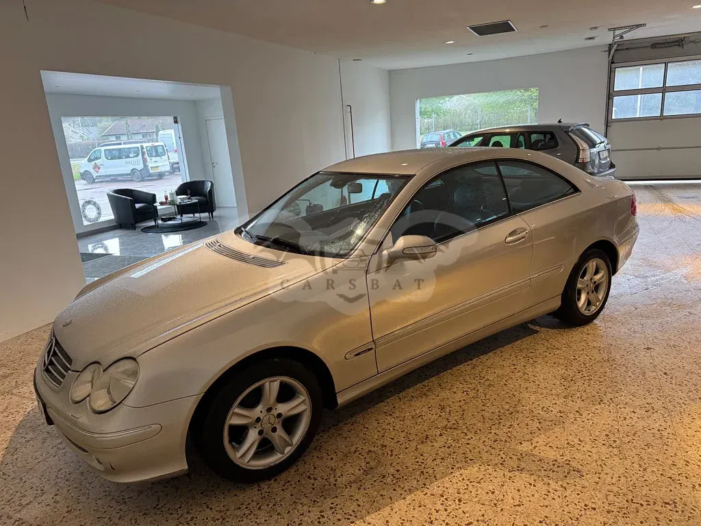 Mercedes-Benz CLK 2004