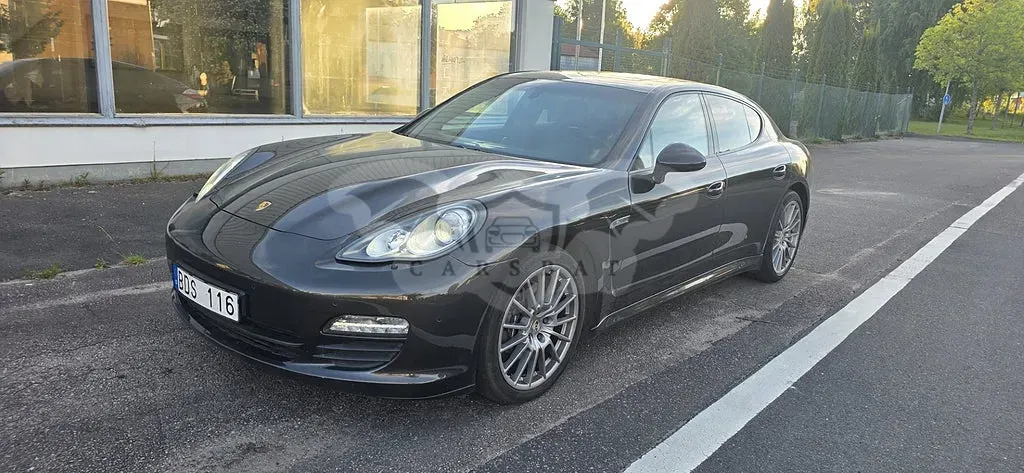 Porsche Panamera 2012