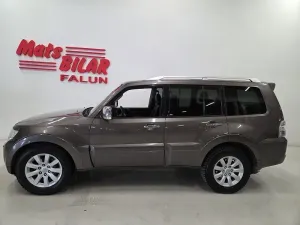 Mitsubishi Pajero 2010