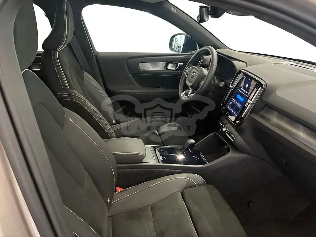 Volvo XC40 2023
