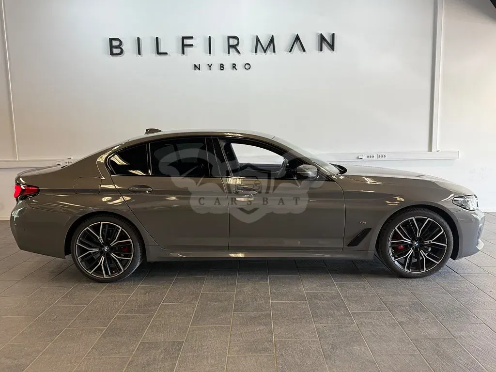 BMW 5 Series 530e 2021