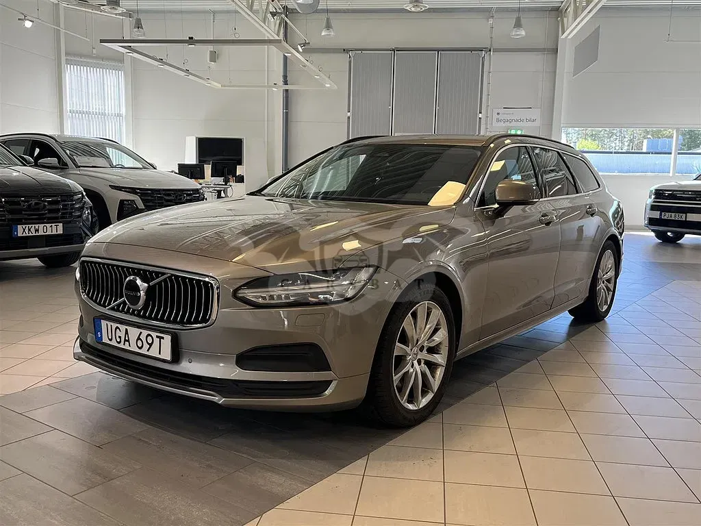 Volvo V90 2022
