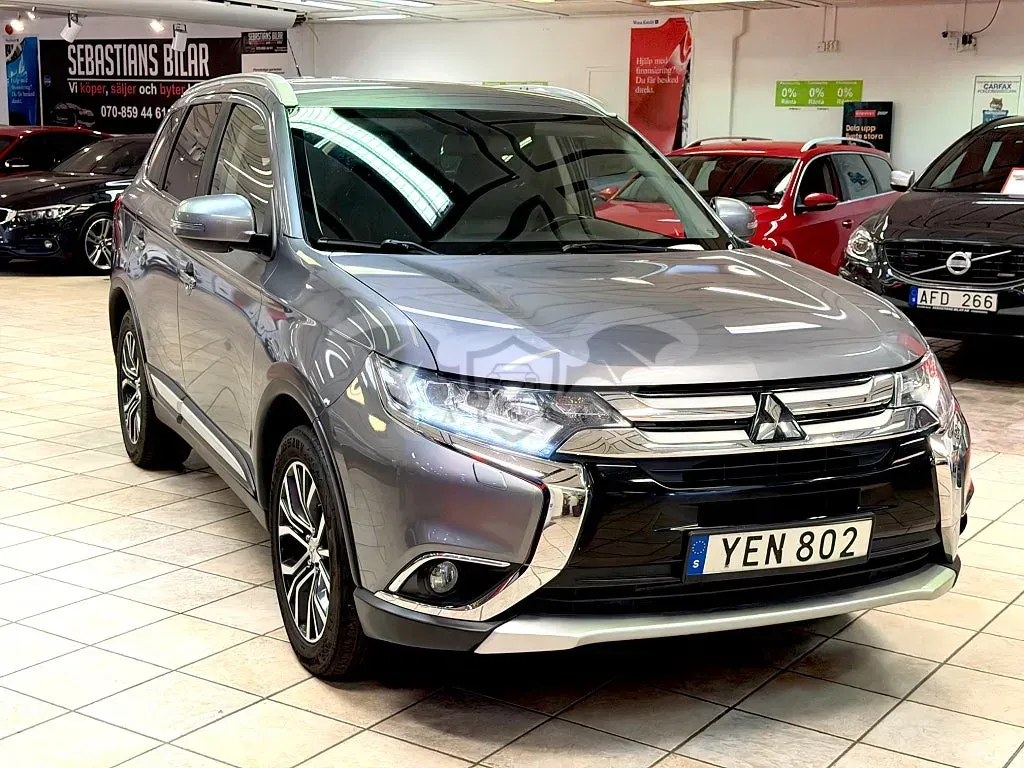 Mitsubishi Outlander 2016