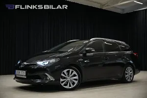 Toyota Auris 2015