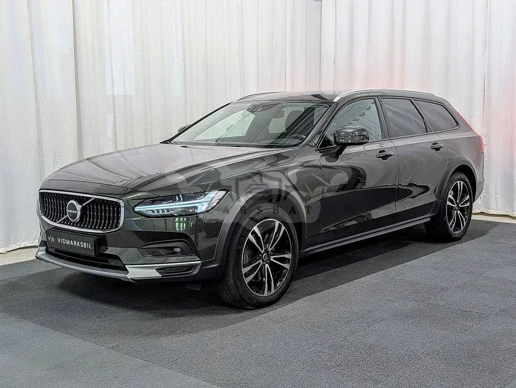 Volvo V90 2021