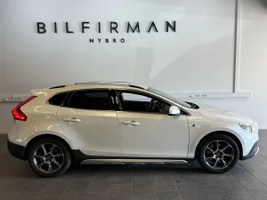 Volvo V40 2015