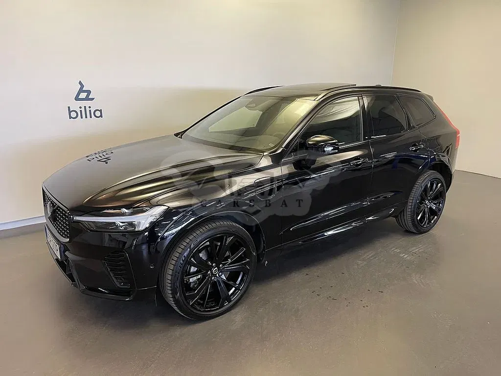 Volvo XC60 2025