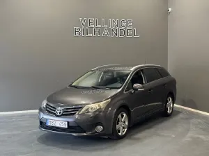 Toyota Avensis 2012