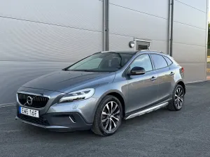 Volvo V40 2019