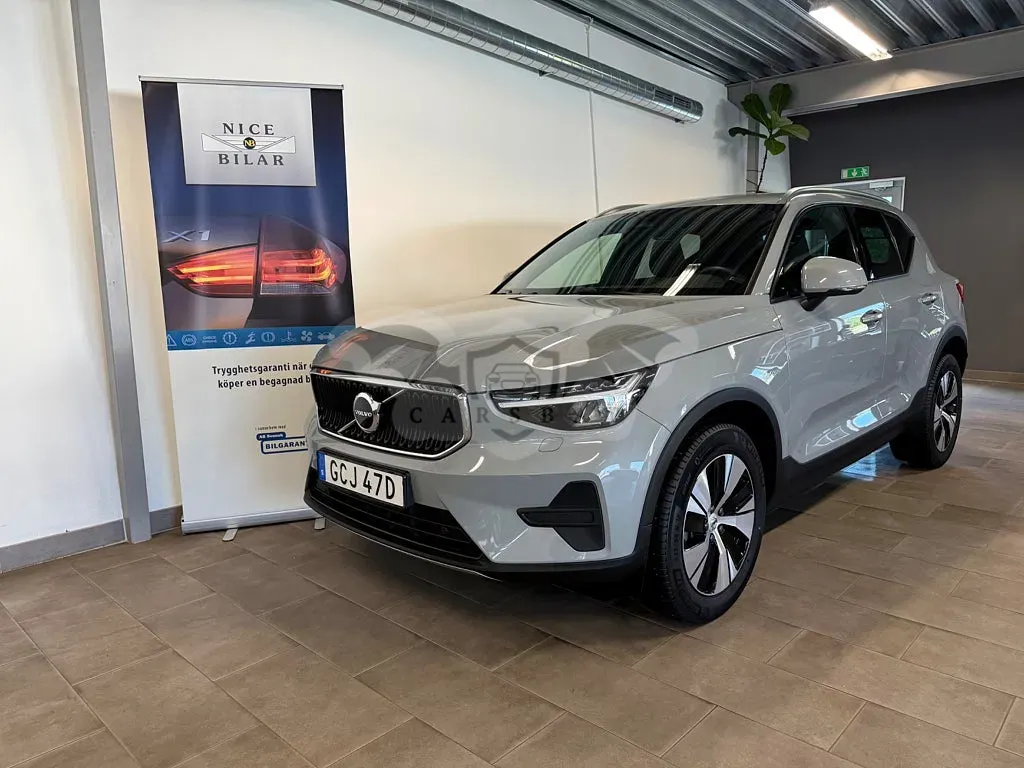 Volvo XC40 2025