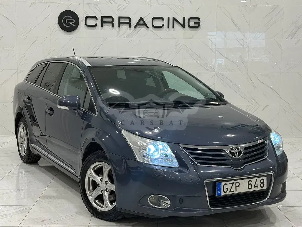 Toyota Avensis 2012