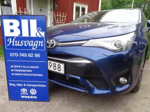 Toyota Avensis 2015