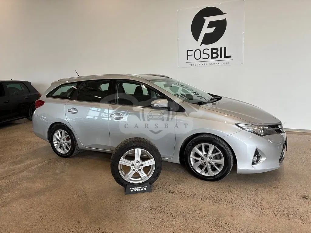 Toyota Auris 2014