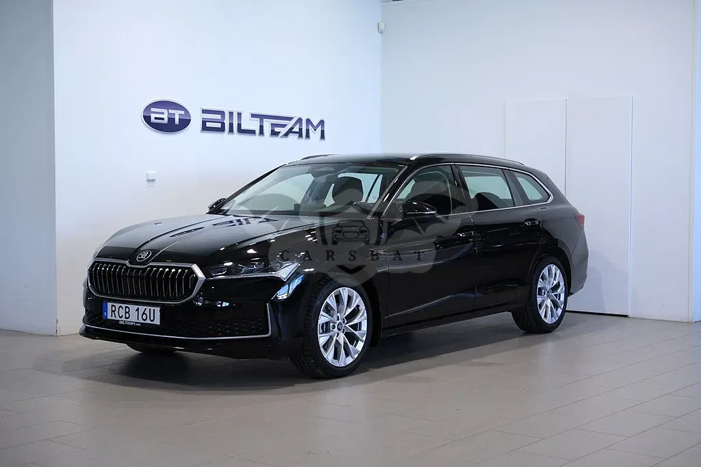Skoda Superb 2025