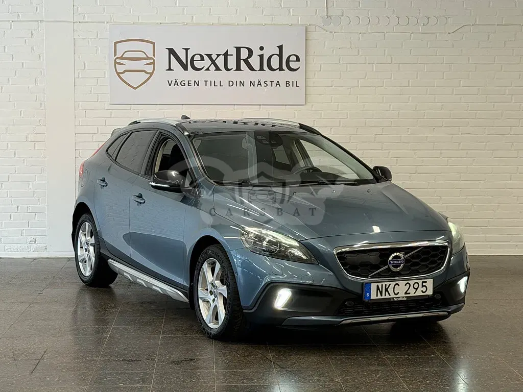 Volvo V40 2014