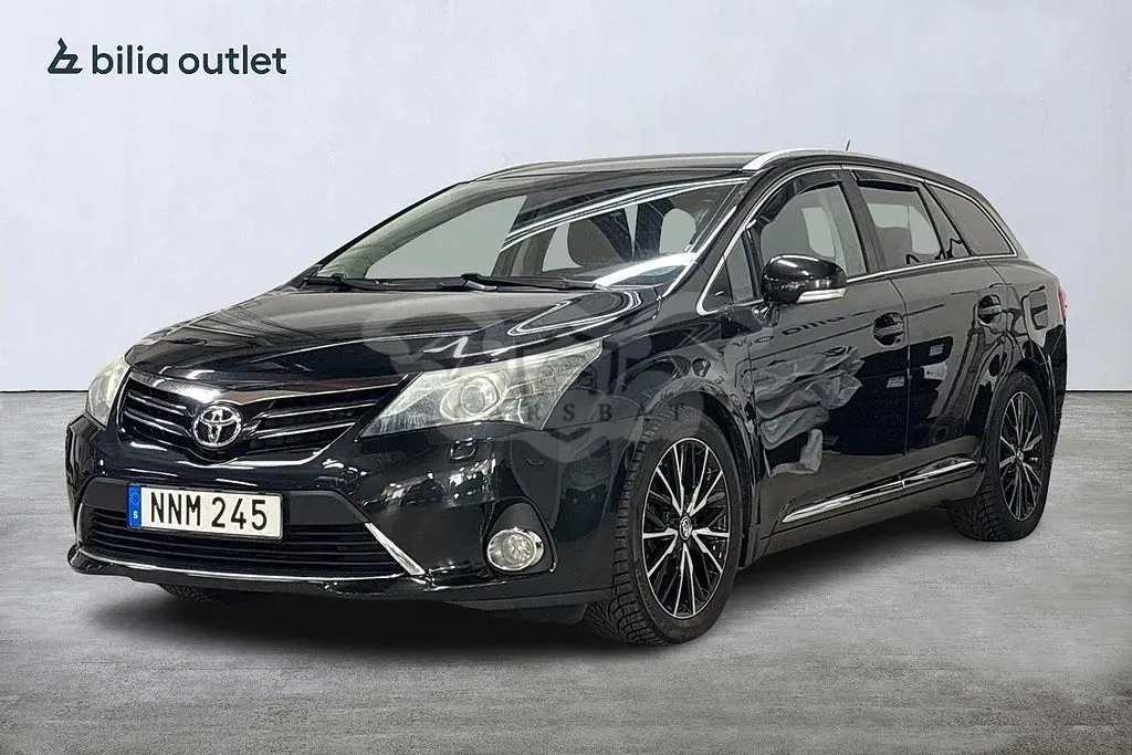 Toyota Avensis 2013