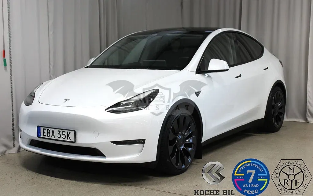 Tesla Model Y 2023