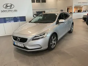 Volvo V40 2017