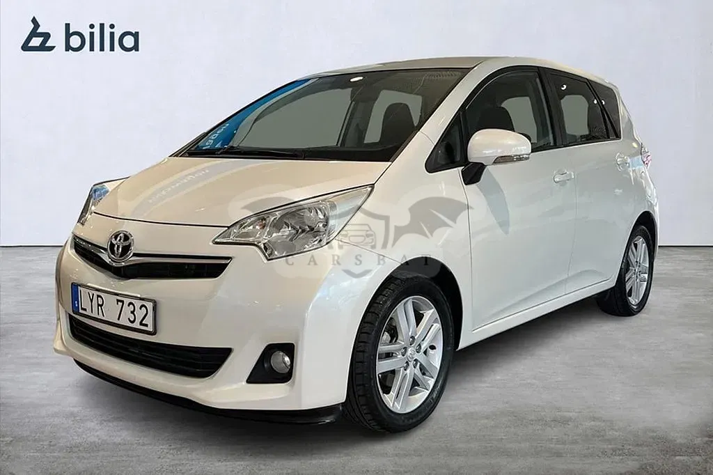 Toyota Verso-S 2011