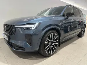 Volvo XC90 2025