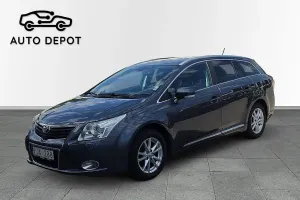 Toyota Avensis 2011