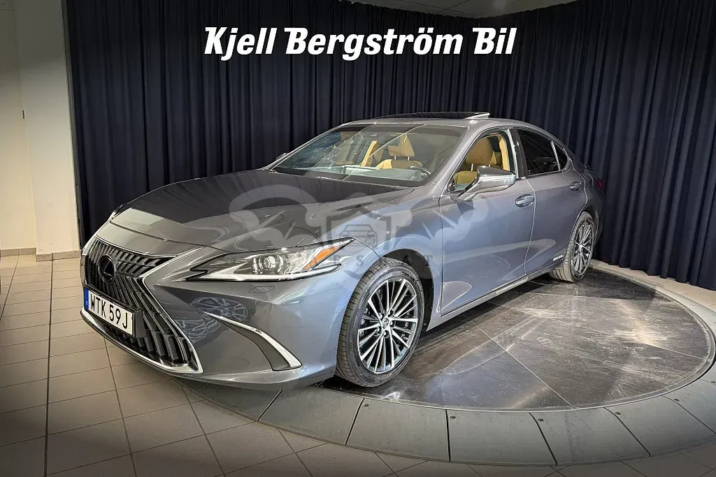 Lexus ES 2021