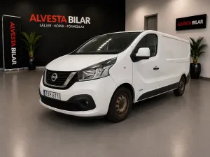 Nissan NV300 2017